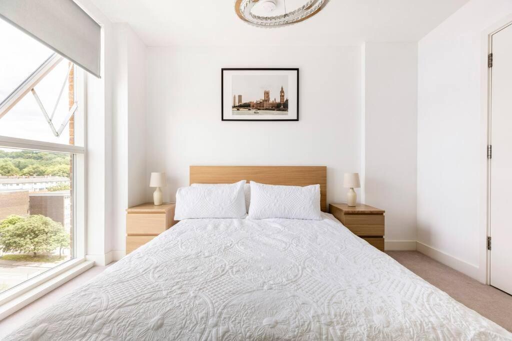Stylish & Comfortable Top-Floor Flat In Harrow Londýn Exteriér fotografie